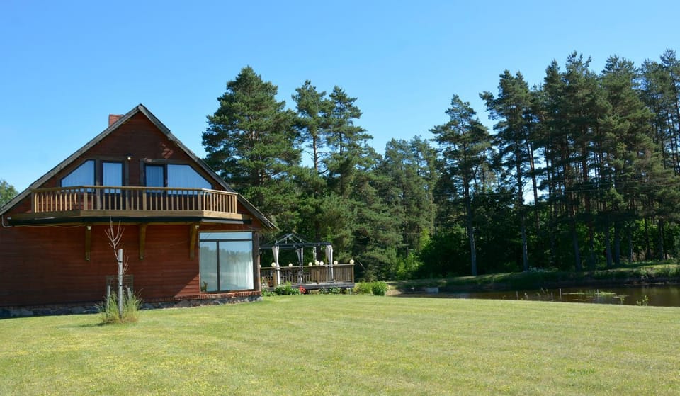 Property building, Summer, Balcony/Terrace