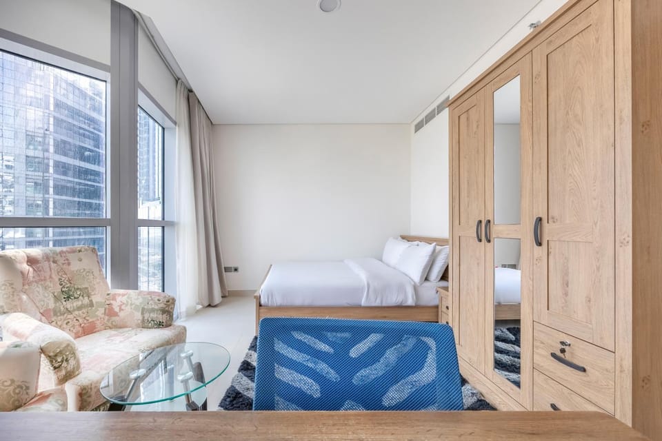 Bed, Seating area, Bedroom, wardrobe
