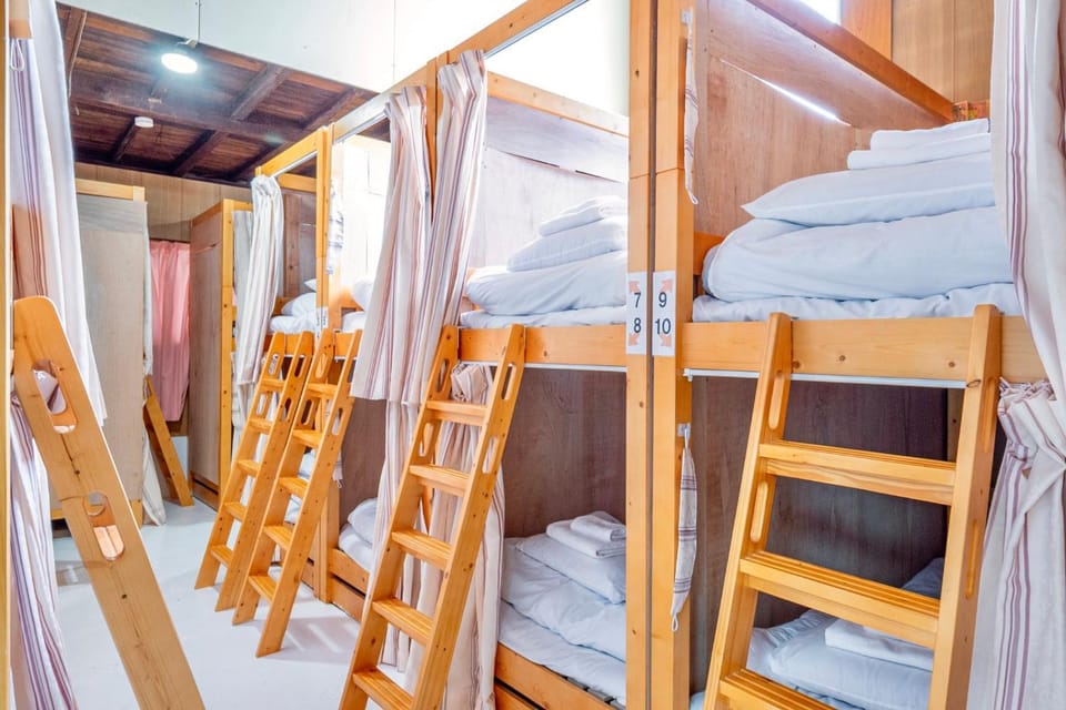 Dormitory My Flower Capsule hotel in Osaka