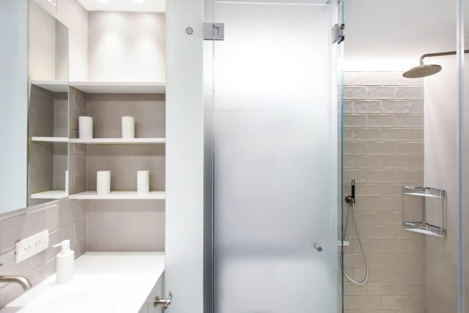 Shower, Bathroom
