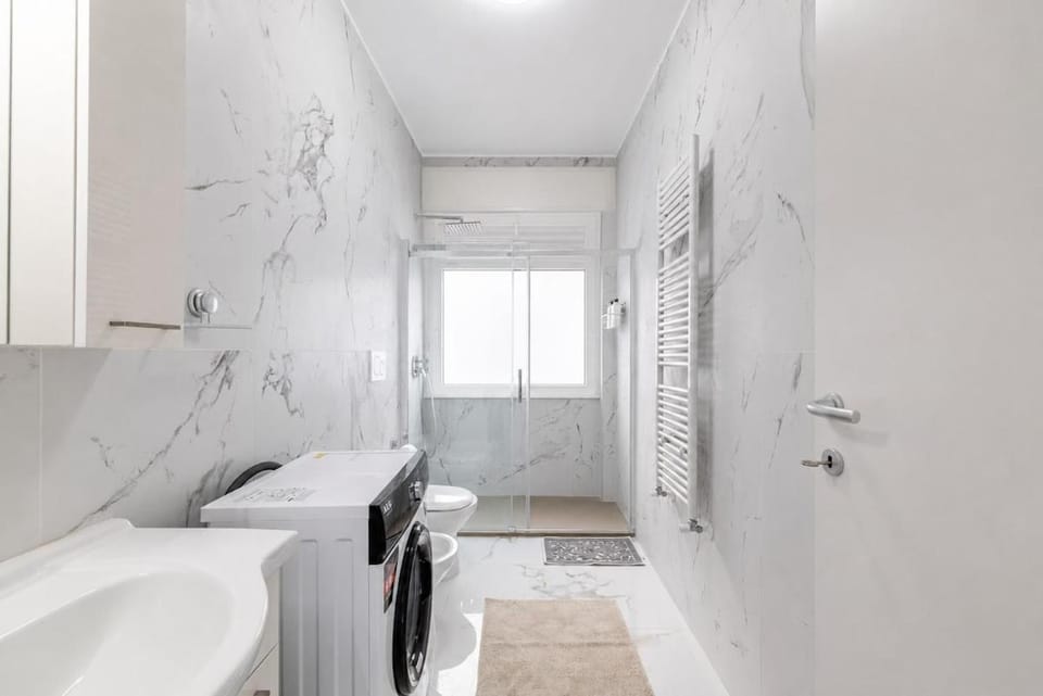Nahara 10 Min to Beach Central Stay Apartment in Sanremo