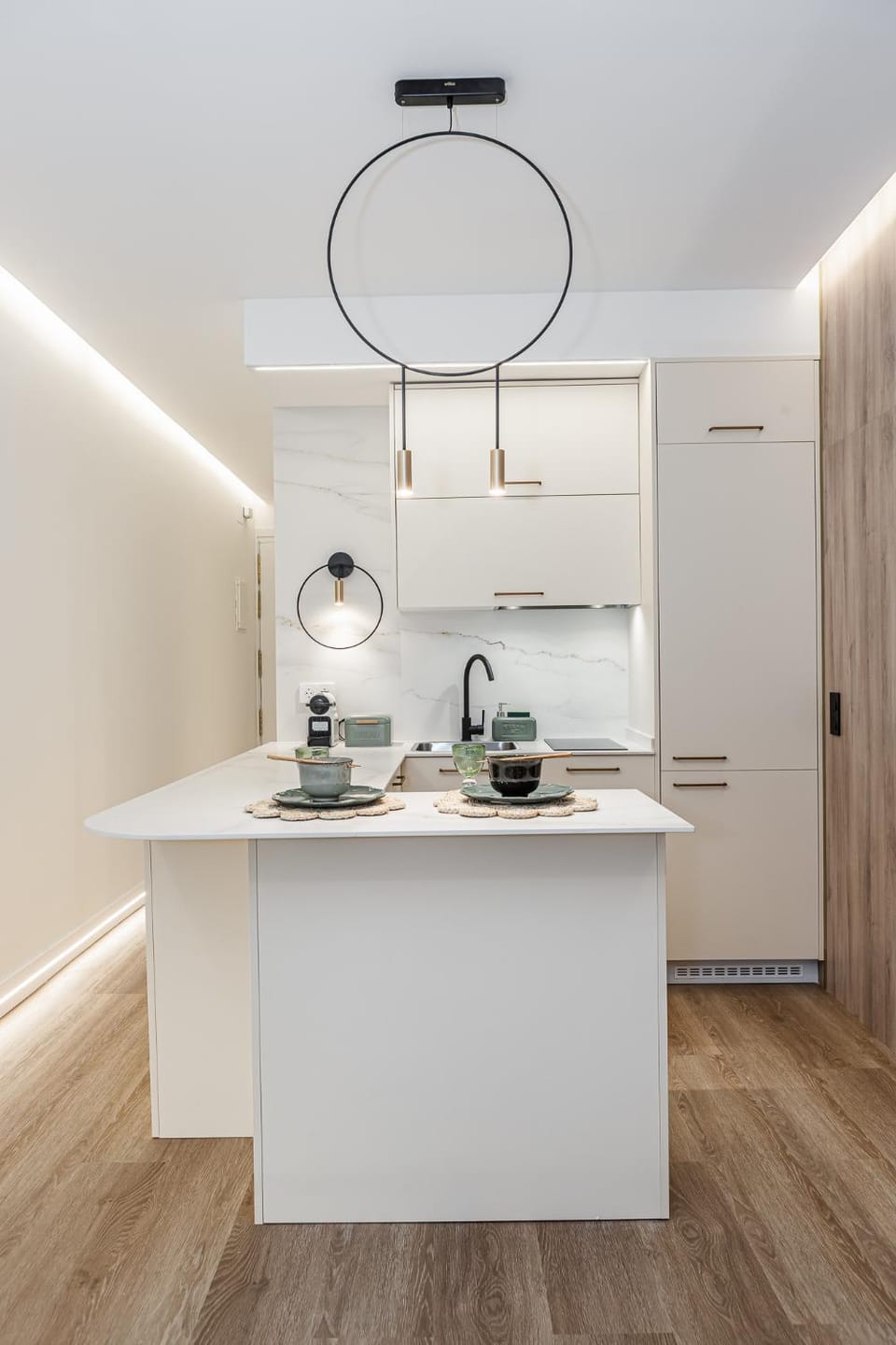 Queen's Retiro IV - Alojamiento Corta Estancia Apartment in Madrid
