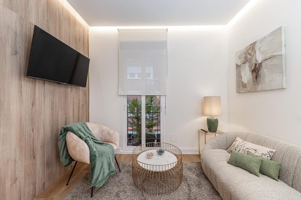 Queen's Retiro IV - Alojamiento Corta Estancia Apartment in Madrid
