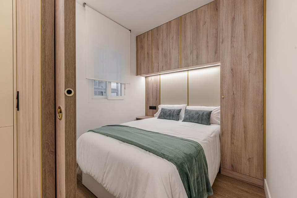 Queen's Retiro IV - Alojamiento Corta Estancia Apartment in Madrid