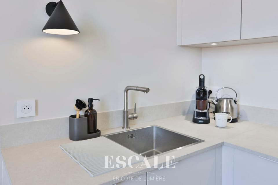 Coffee/tea facilities, Kitchen or kitchenette