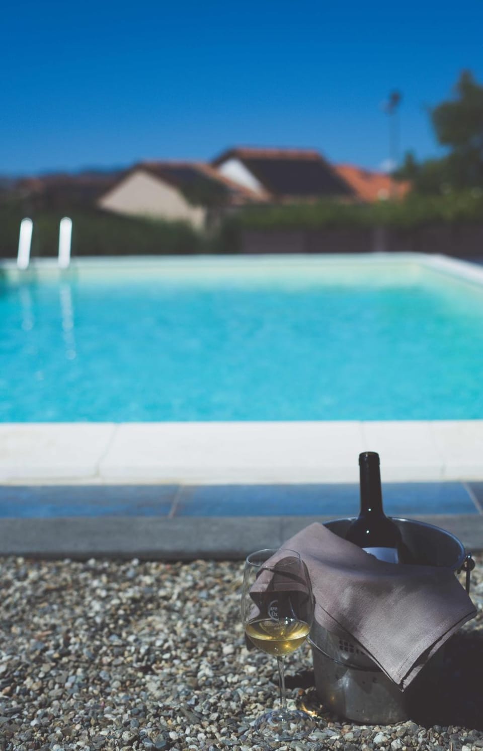 Day, Pool view, Swimming pool, Alcoholic drinks, sunbed
