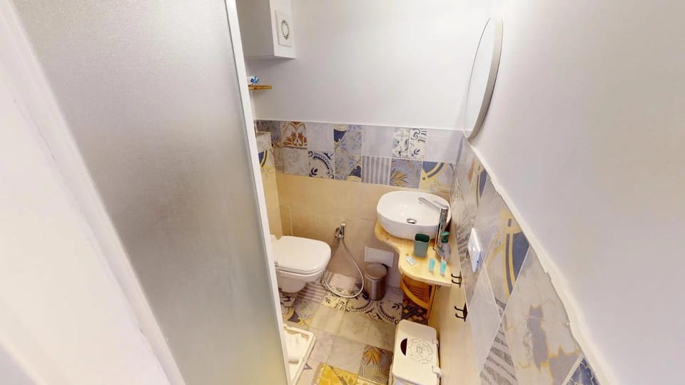 119F - 2P RDC proche centre Apartment in Menton