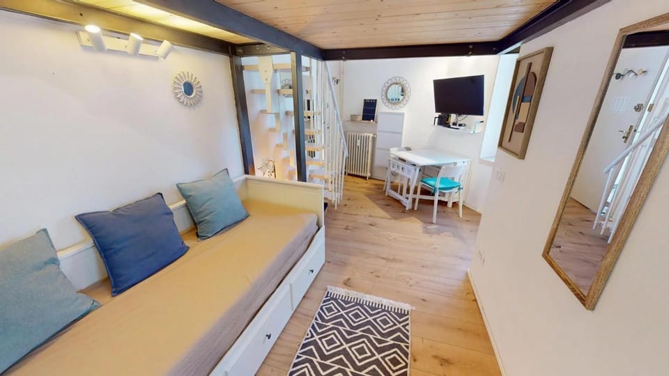 119F - 2P RDC proche centre Apartment in Menton