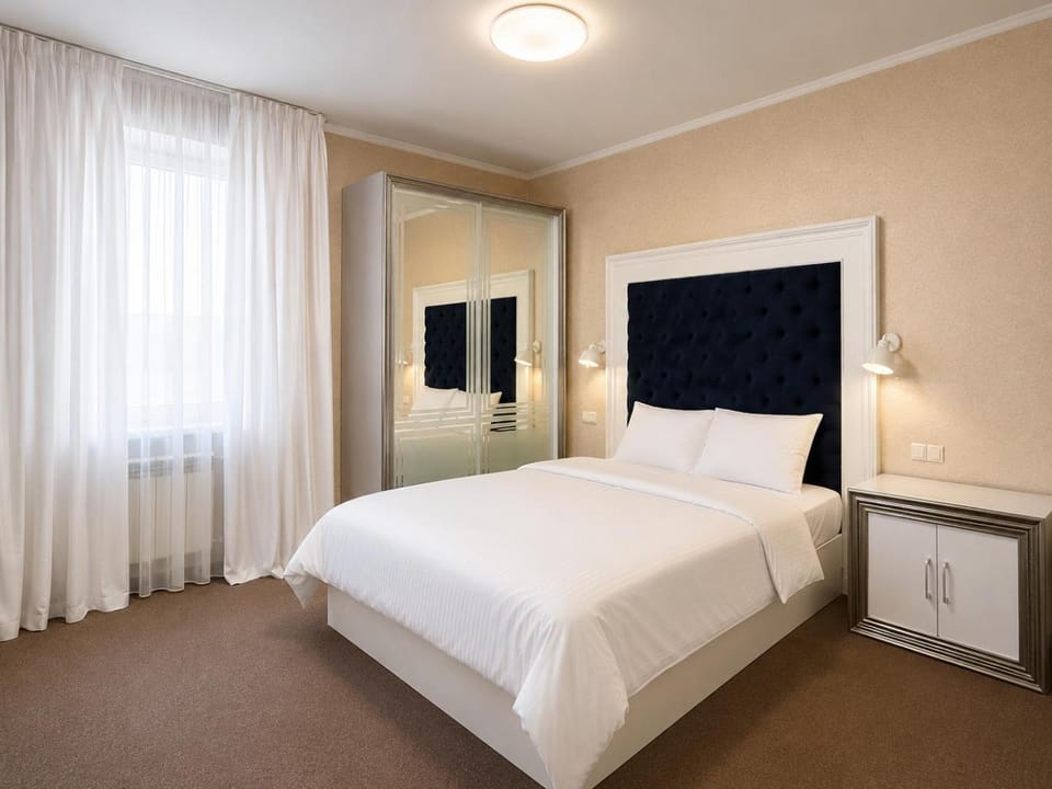 Приватні кімнати біля першого витягу Apartment in Ukraine