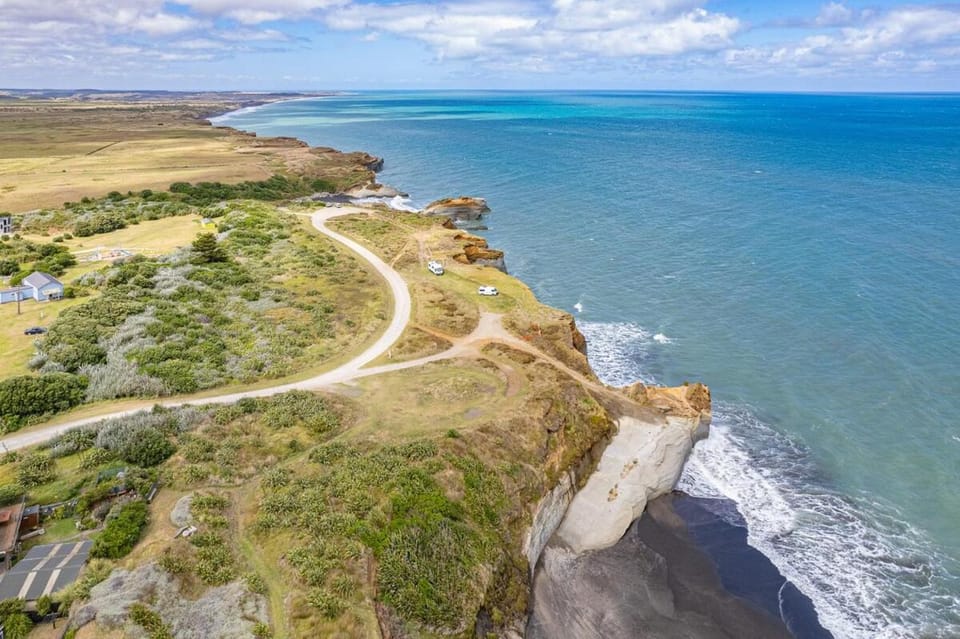 Luxury Seaside Getaway - New Build House in Taranaki, New Zealand
