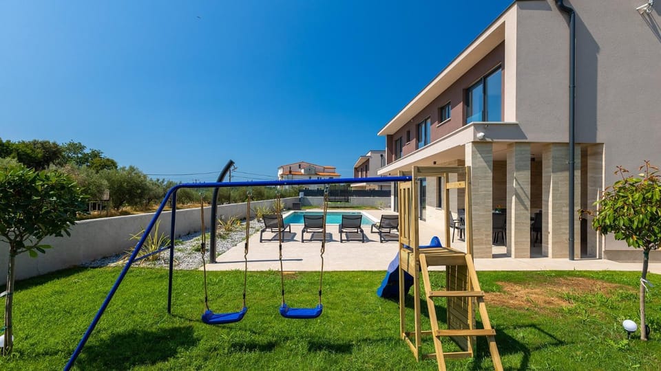 Off site, Other
