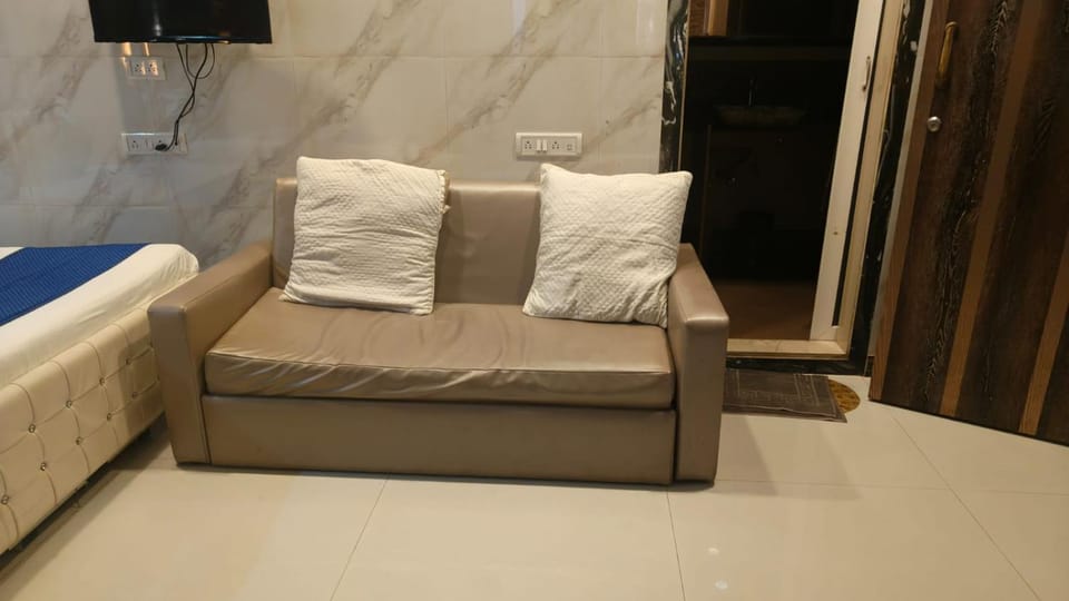 Hotel Oliver Hotel in Mumbai