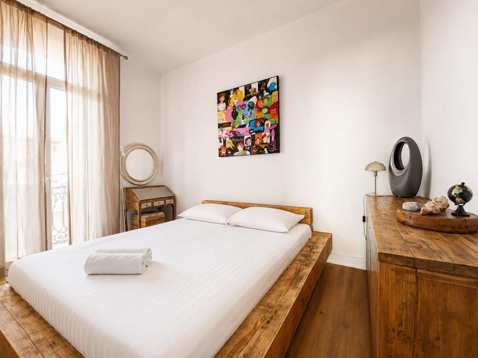 Bed, Balcony/Terrace, Photo of the whole room, Bedroom