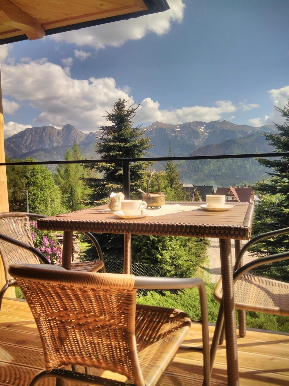 Balcony/Terrace, Balcony/Terrace, Mountain view, Mountain view