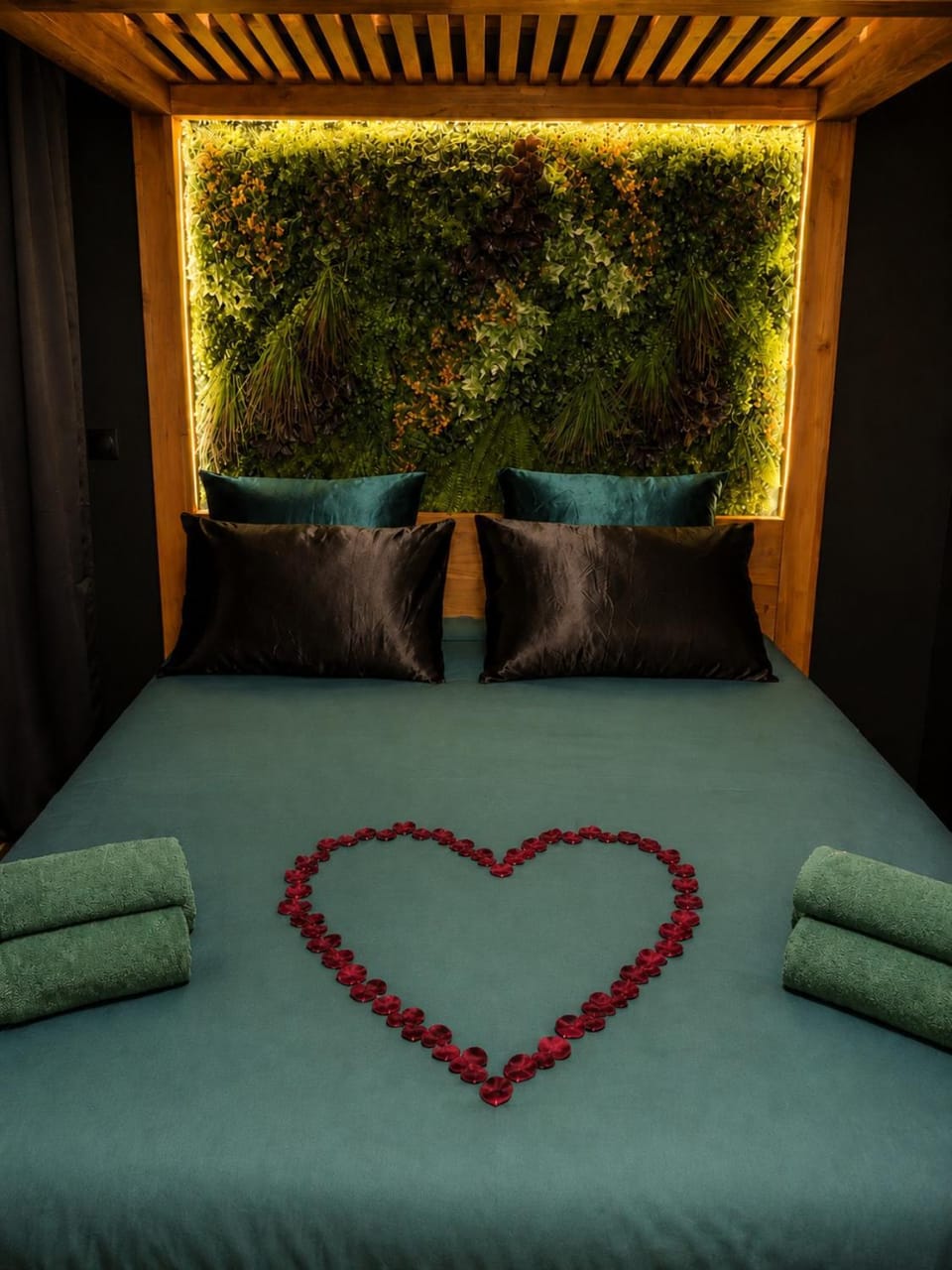 LOVE ROOM LoveStudio Apartment in Brittany