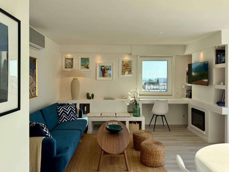 TV and multimedia, Living room