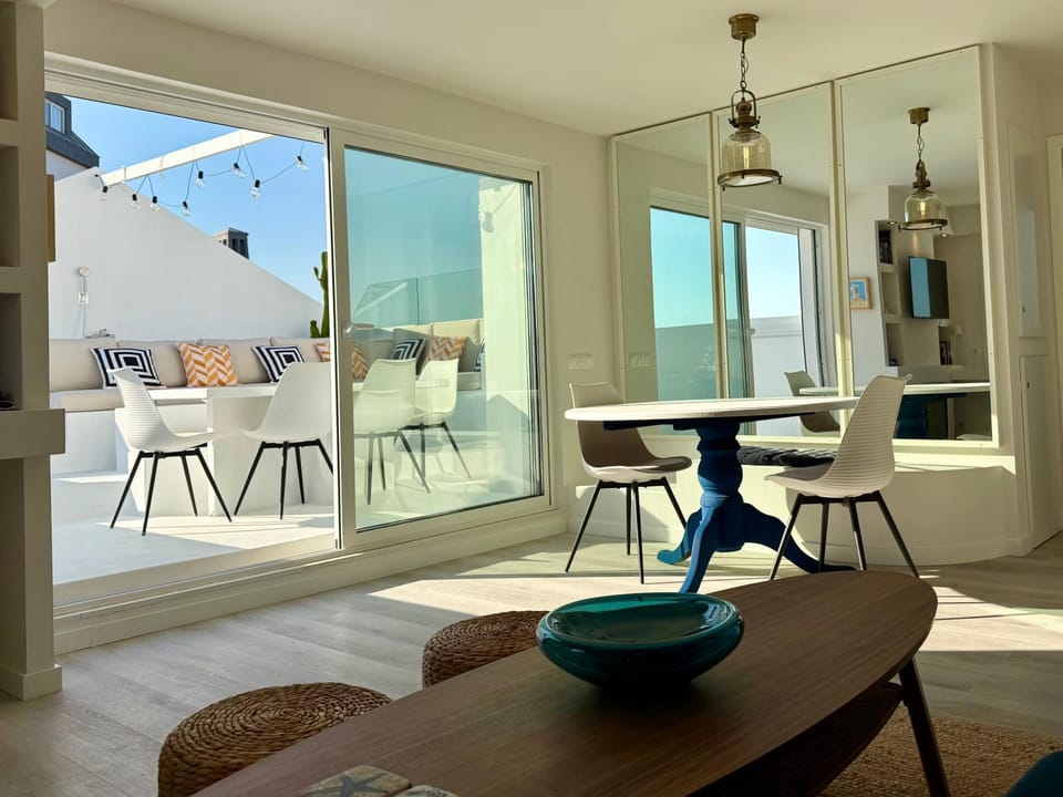 Balcony/Terrace, Living room