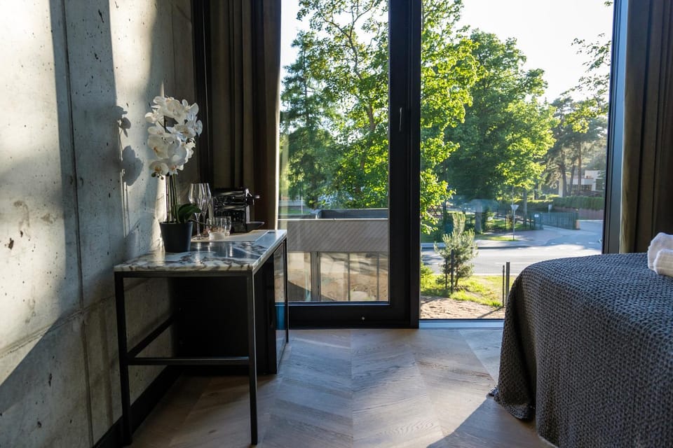 Bedroom, Garden view
