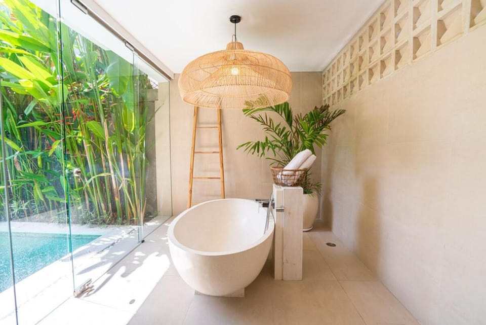 Bathroom, Bath