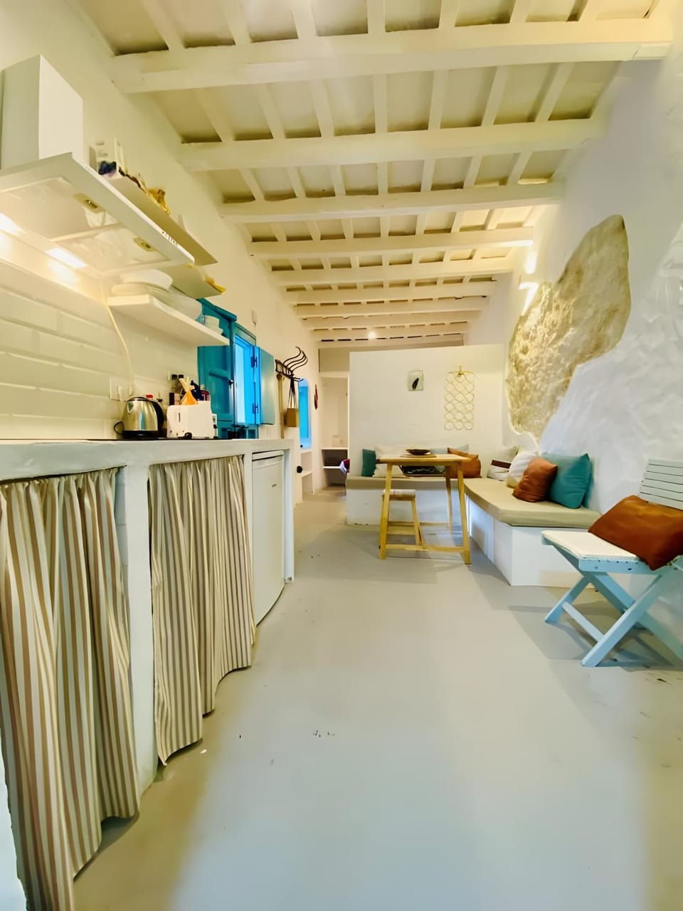 Property building, Living room