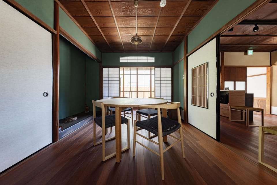Living room, Dining area, Bedroom