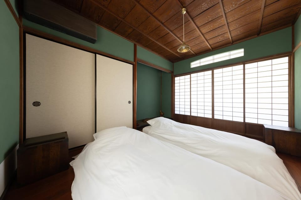 Living room, Dining area, Bedroom