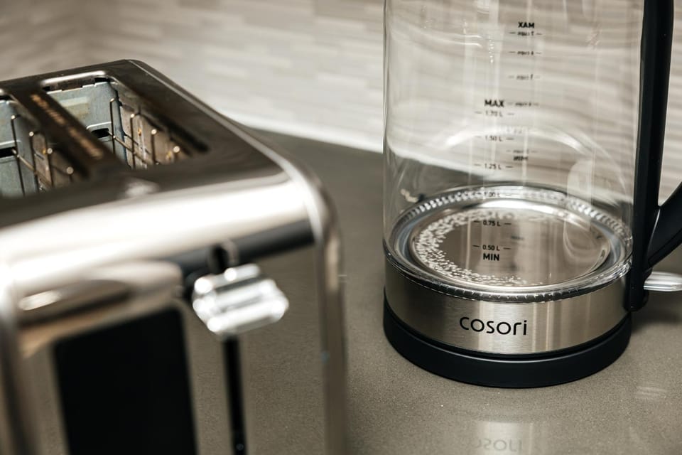 Coffee/tea facilities, Kitchen or kitchenette, toaster