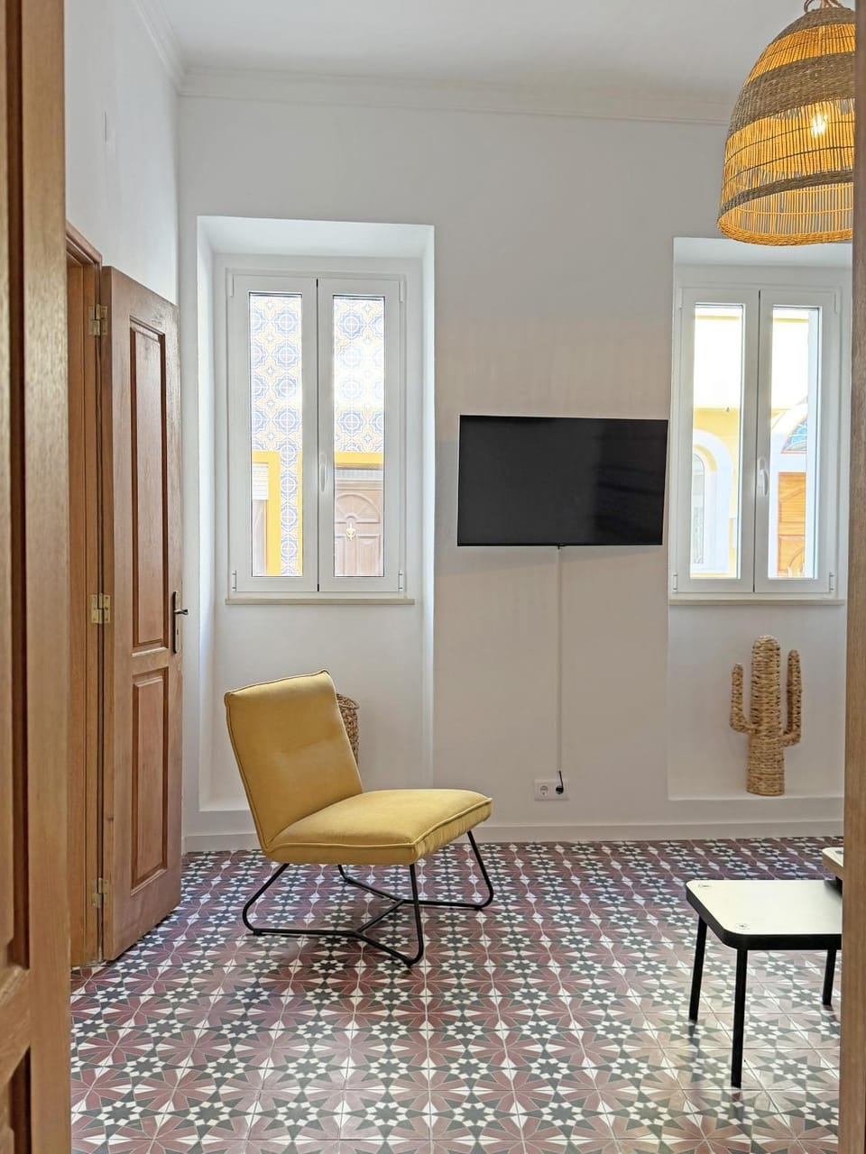 Communal lounge/ TV room, Living room