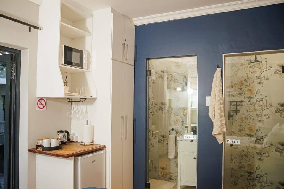 The Valley Escape - Unit 1 House in Port Elizabeth