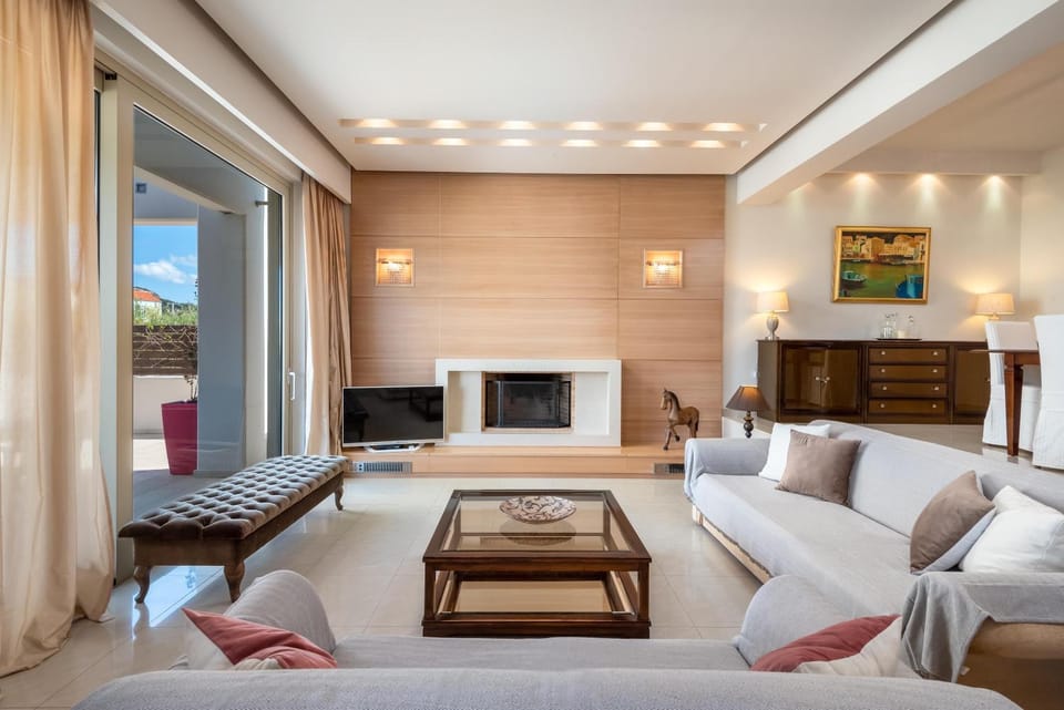 Living room, Seating area