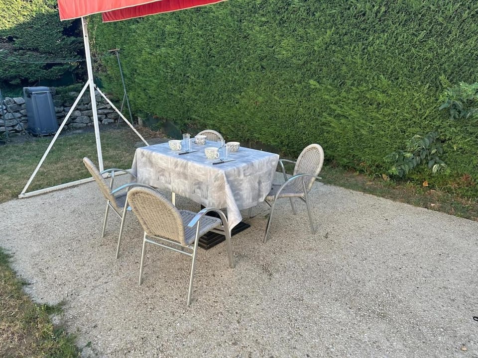 Jolie appartement, cœur de village , tout confort lumineux avec jardin Apartment in Provence