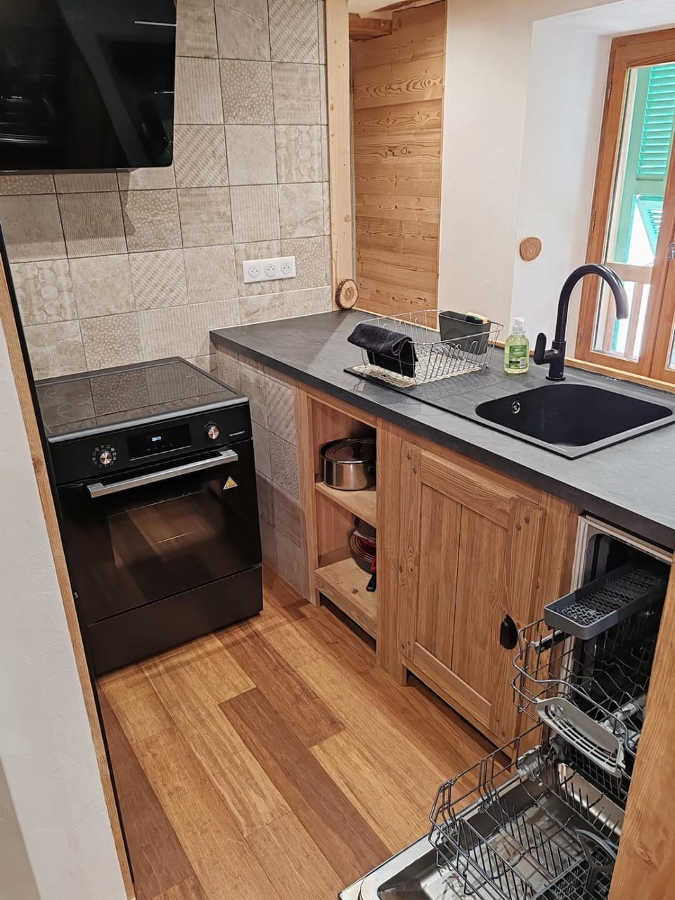 AppartT BoHo studio écolo tout équipé de 2024 Apartment in Saint-Étienne-de-Tinée
