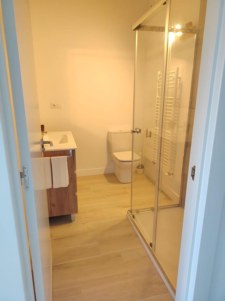 Bathroom, Living room