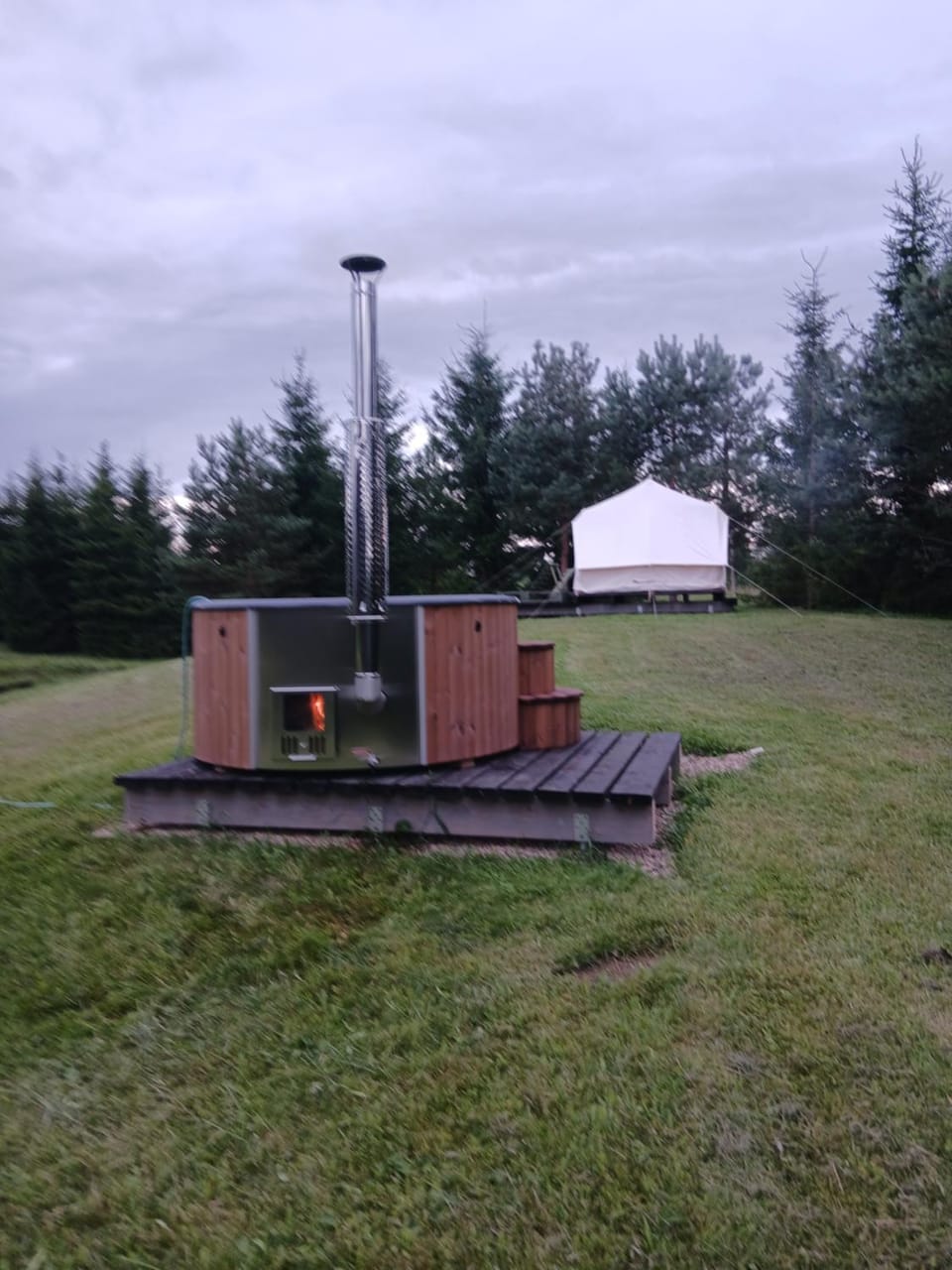 GLaMPLIFE,tünni ja suitsusaunaga Luxury tent in Estonia