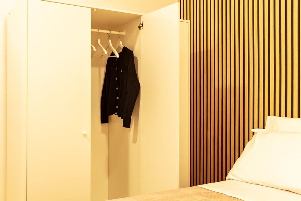 Bedroom, wardrobe