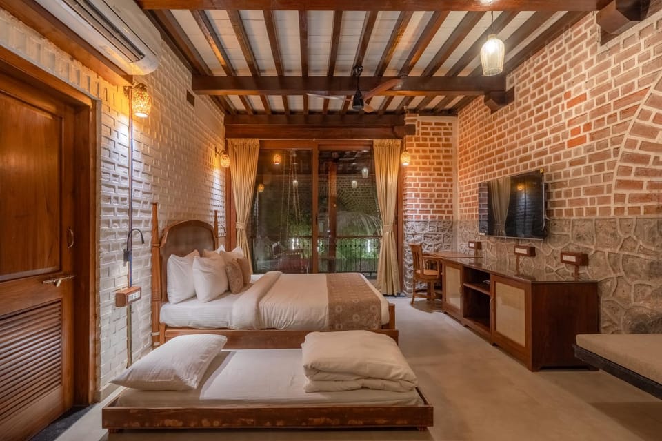 Bed, TV and multimedia, Balcony/Terrace, Bedroom, wardrobe, air conditioner