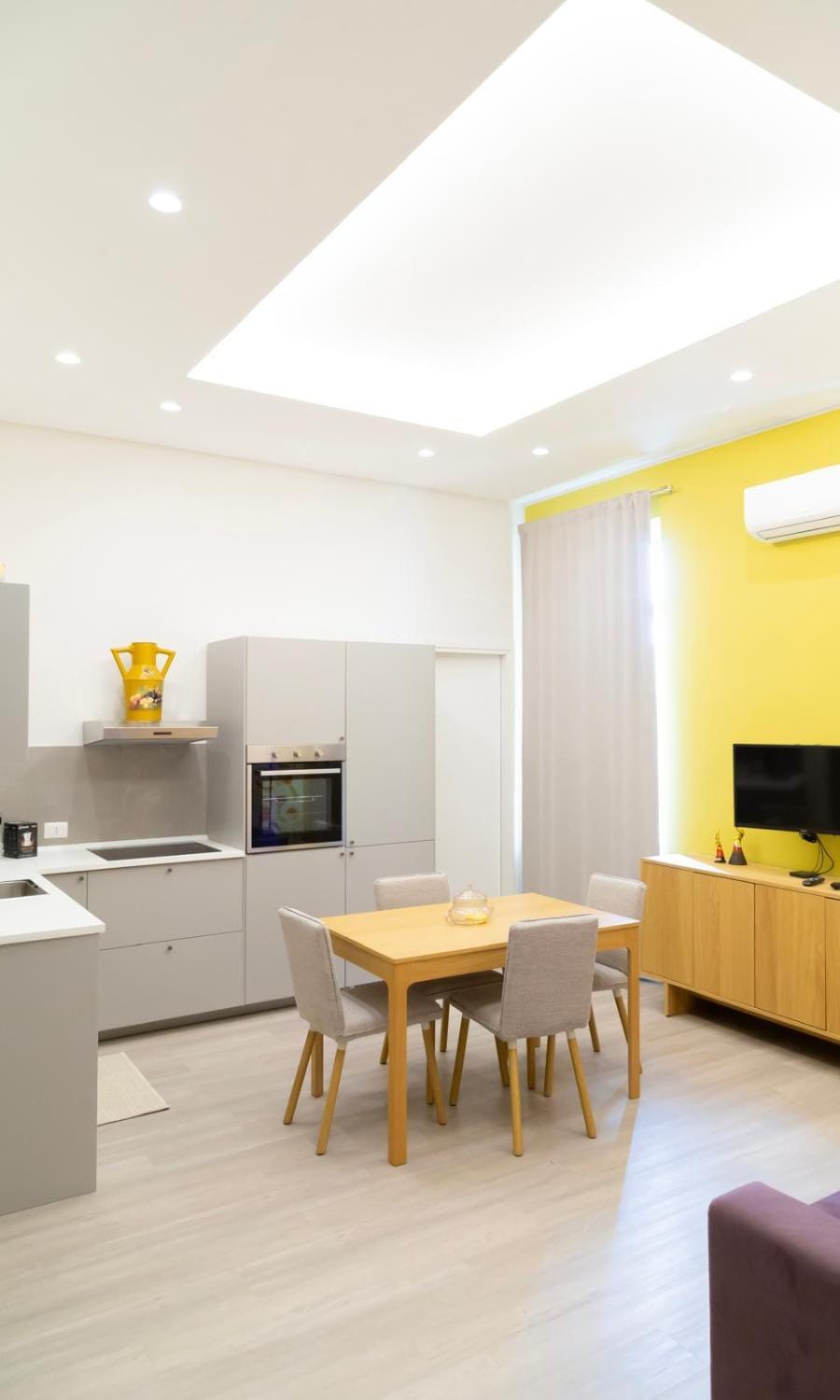 Kitchen or kitchenette, Dining area, furniture, heating, heating, oven, wardrobe, air conditioner