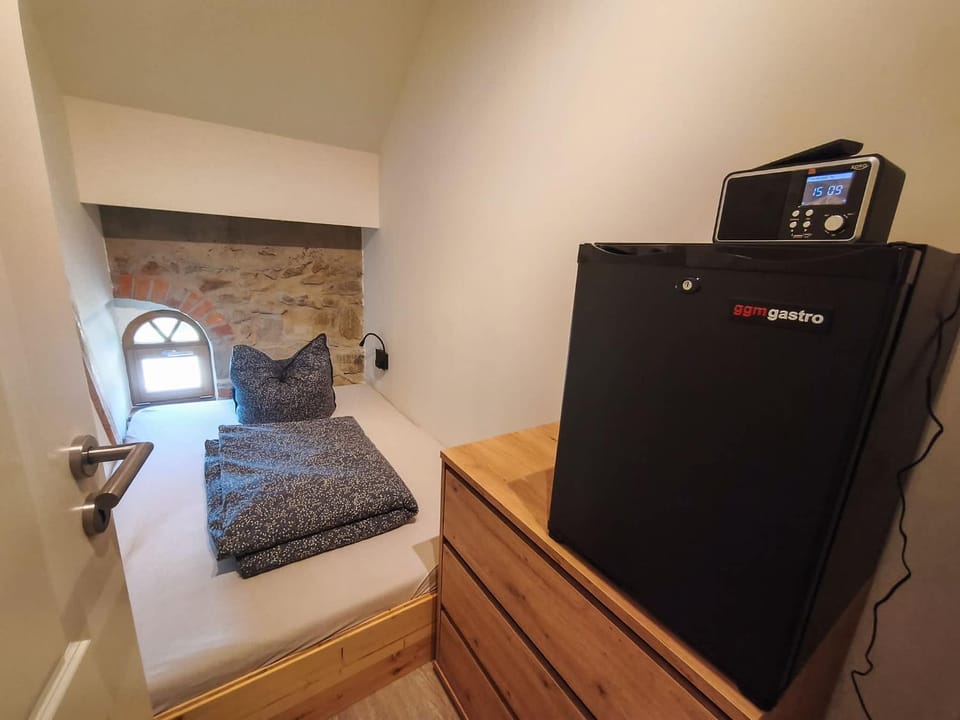 Gemütliches Zimmer in historischem Gemäuer Apartment in Saxony