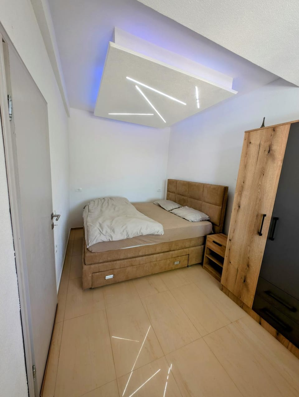 Bed, Bedroom, wardrobe
