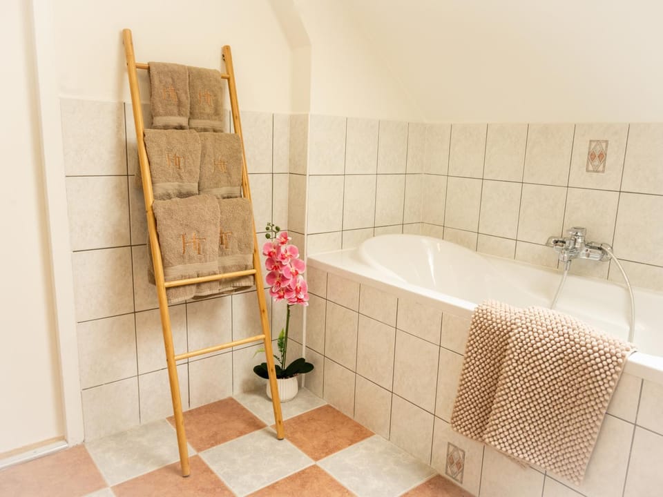 Hoeve Tramzicht Bed and Breakfast in Hellevoetsluis