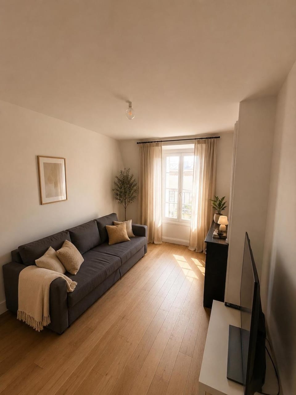 TV and multimedia, Living room, Seating area
