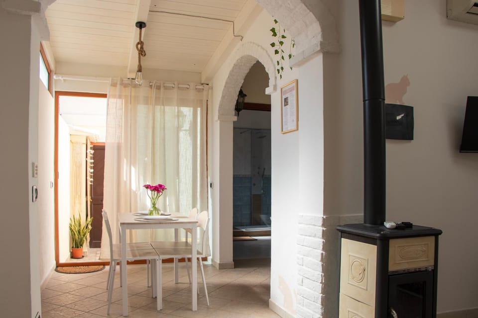 Living room, Breakfast