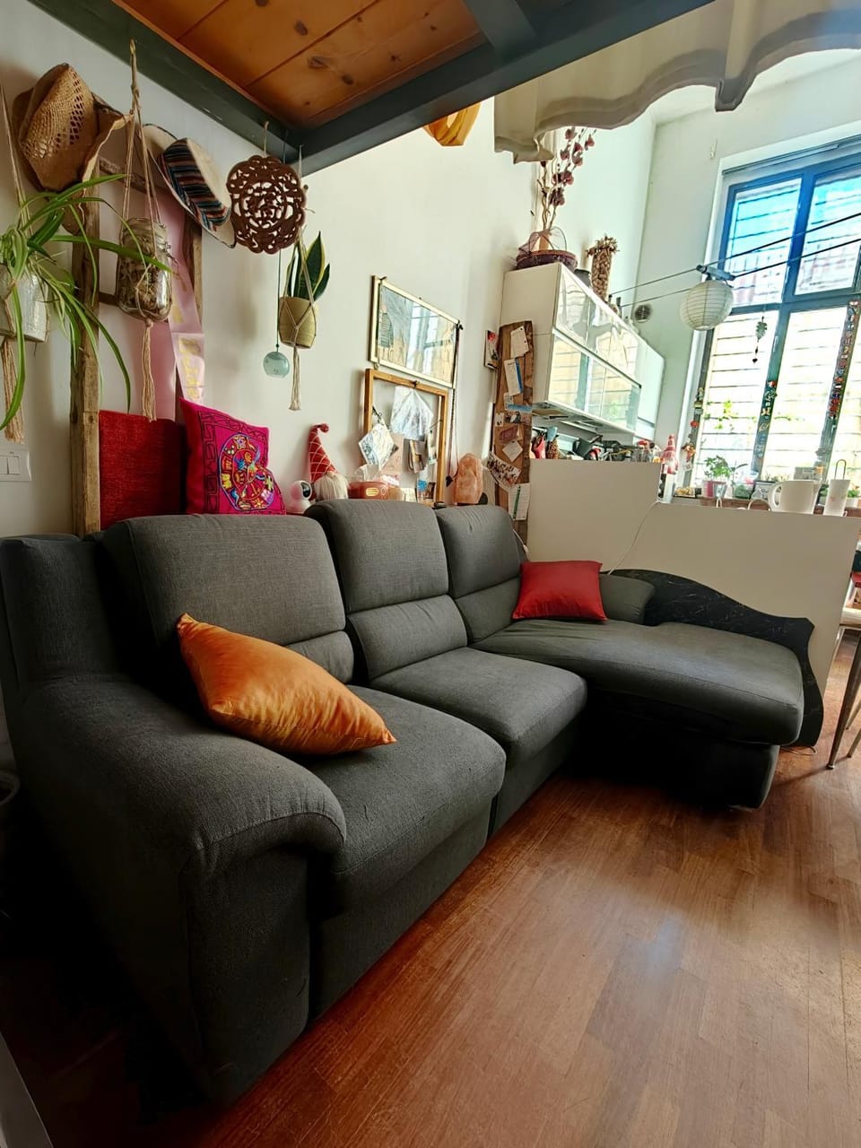 Communal lounge/ TV room