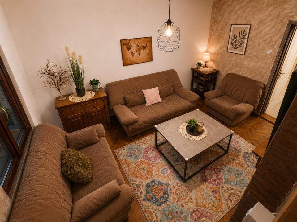 Pravo mesto - The Right Place Bed and Breakfast in Zlatibor District, Serbia