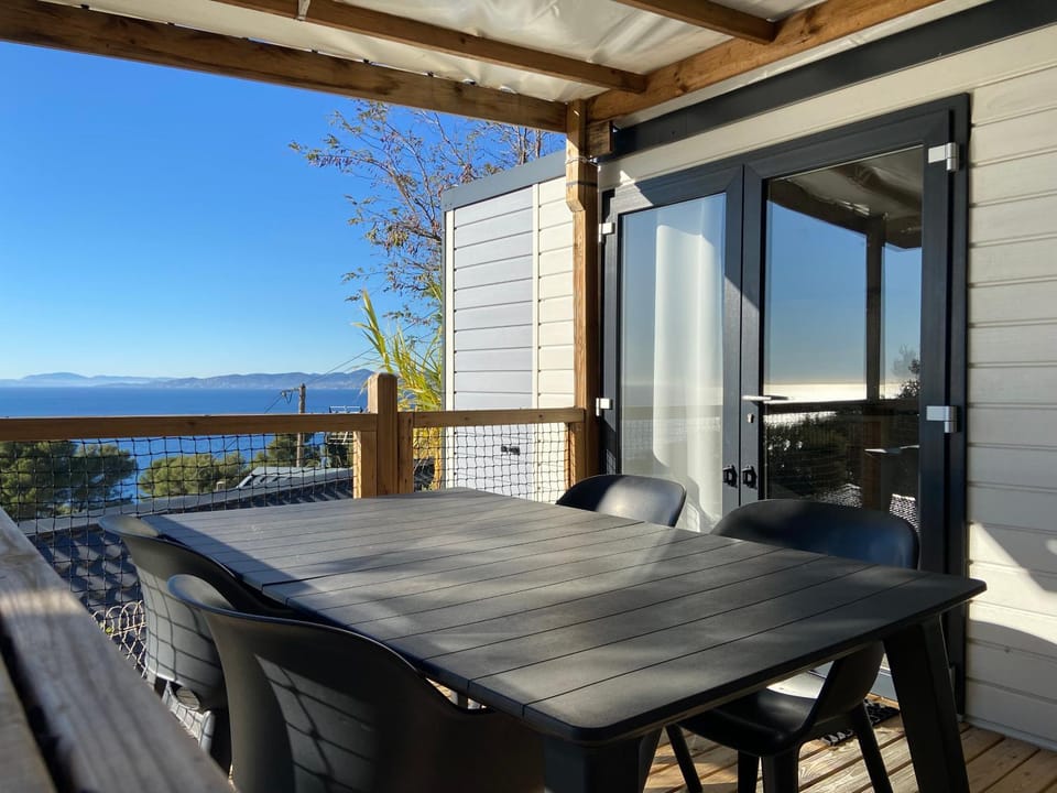 Mobil-Home Baia Campground/ 
RV Resort in Saint-Raphael