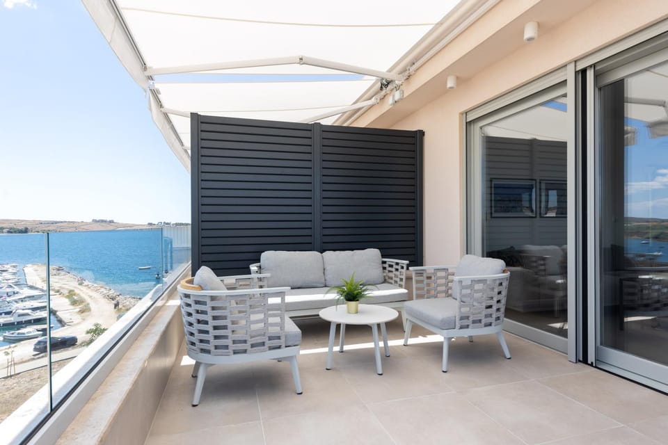 Balcony/Terrace, Seating area, Sea view