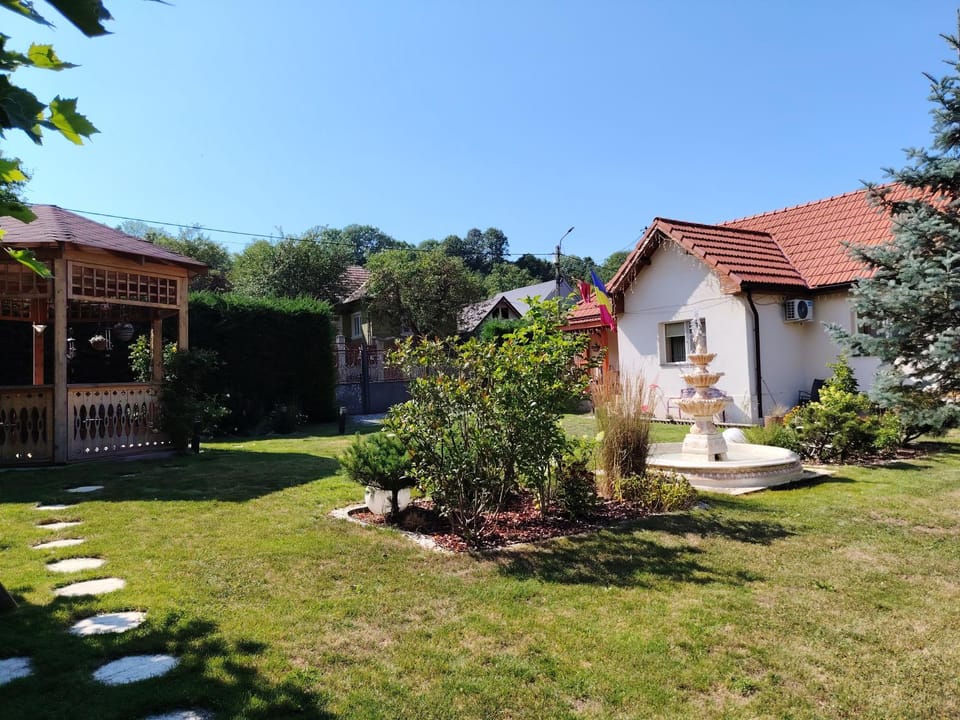Property building, Garden, Garden view