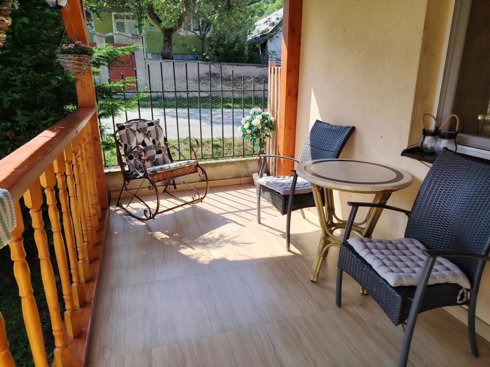 Balcony/Terrace, Seating area