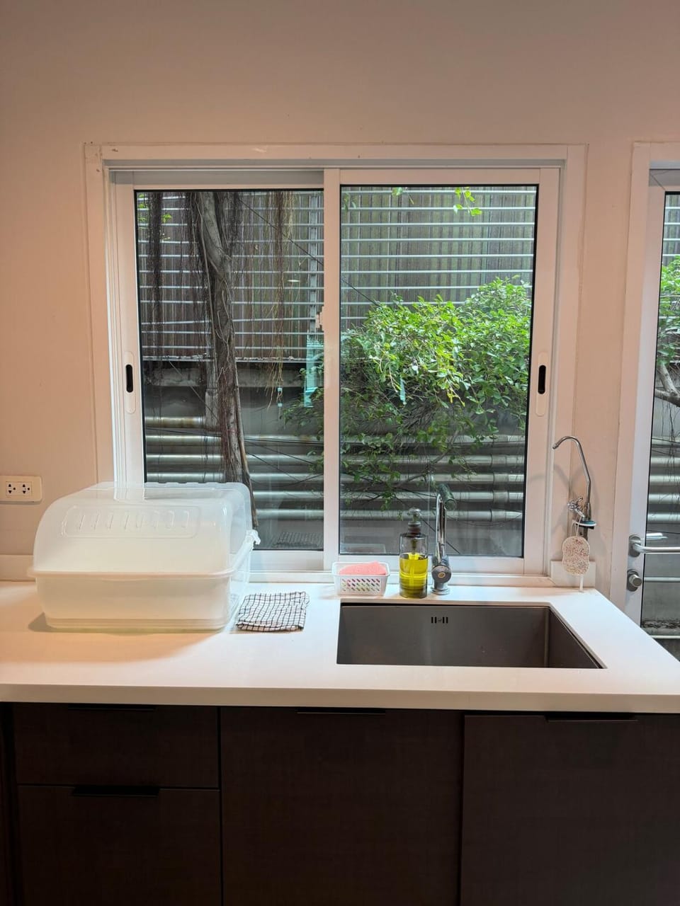 Entire 3Bedroom Townhome, shared swimming pool in Sukhumvit, 2901 House in Bangkok