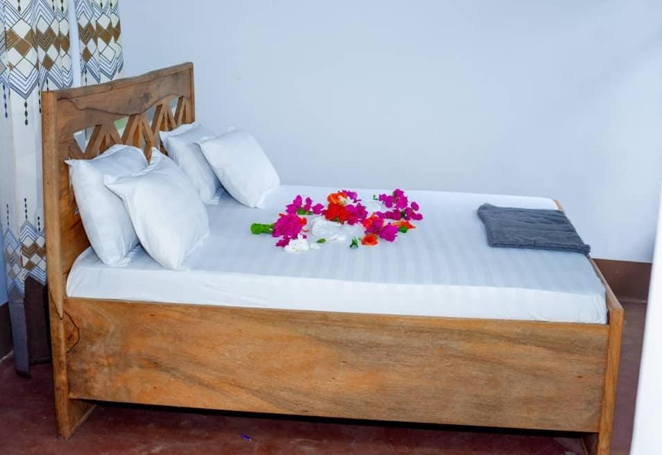 Ecokayak Beach Lodge Bed and Breakfast in Tanzania